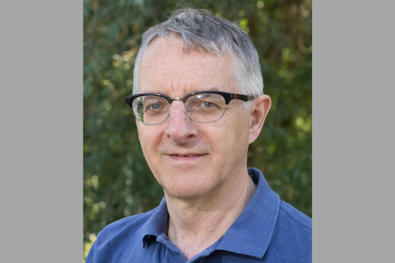 Headshot of Simon 8533